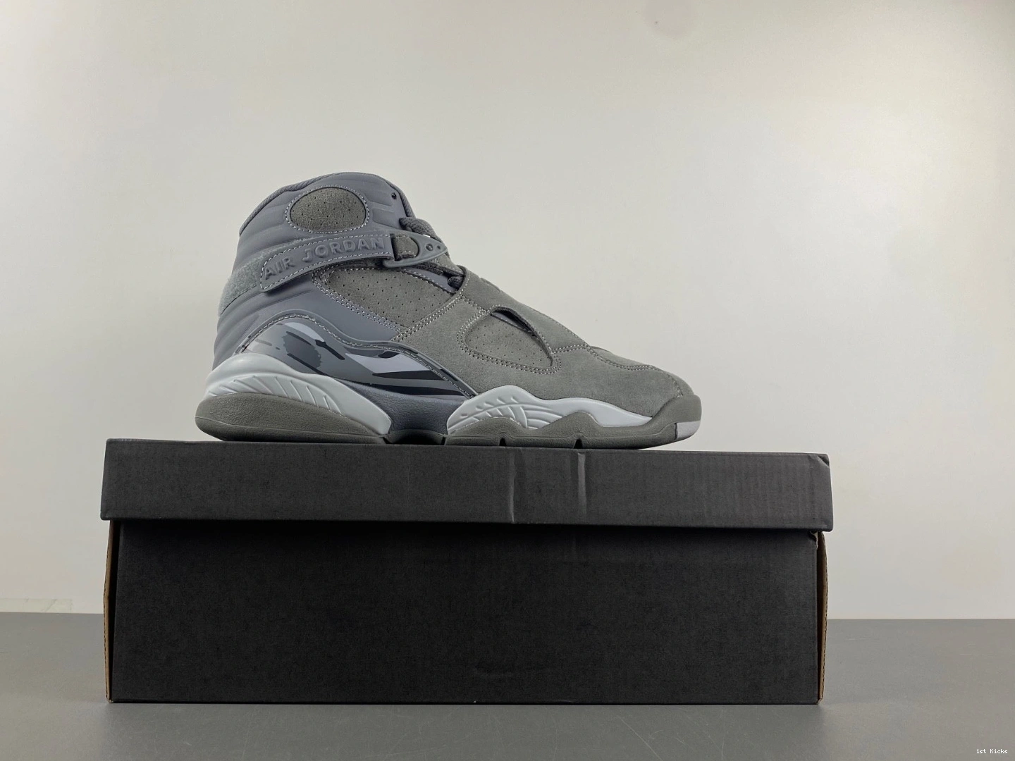 8 - Cool Men's Grey Jordan Retro 305381-014 1014